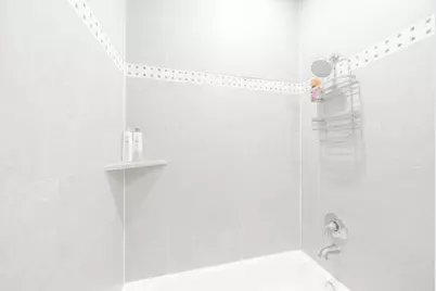 2426 Bevis Street, Houston, TX 77008 - Photo 9