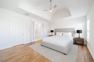 2426 Bevis St, Houston, TX 77008 - Photo 3
