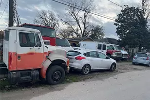 8016 Munn St, Houston, TX 77029 - Photo 11