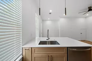 1408 Enid St, Houston, TX 77009 - Photo 13