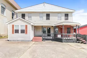 3011 Main St, Dickinson, TX 77539 - Photo 1