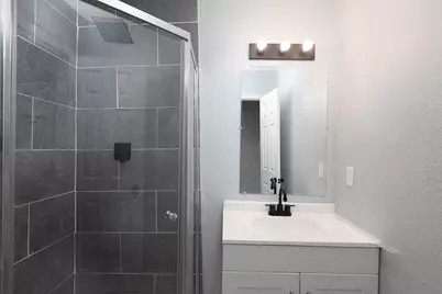 3205 Stallings Drive, Houston, TX 77088 - Photo 13