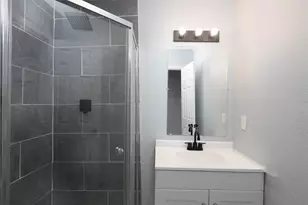 3205 Stallings Dr, Houston, TX 77088 - Photo 13