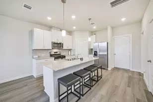 14834 Slow River Ave, Houston, TX 77082 - Photo 9