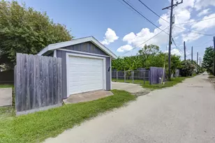 5523 Avenue O, Galveston, TX 77551 - Photo 35