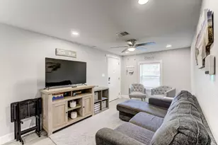 5523 Avenue O, Galveston, TX 77551 - Photo 9