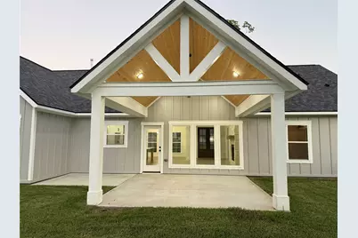 320 Wood Haven Drive, West Columbia, TX 77486 - Photo 7