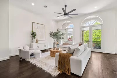908 Thompson Street, Houston, TX 77007 - Photo 9