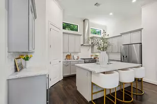 908 Thompson St, Houston, TX 77007 - Photo 13