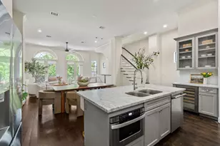 908 Thompson St, Houston, TX 77007 - Photo 3