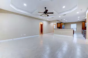 1997 Brentwood Dr, Alvin, TX 77511 - Photo 9