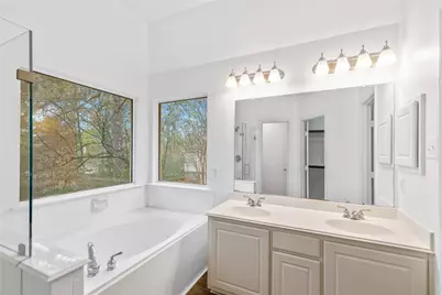 22 Almond Branch Place, The Woodlands, TX 77382 - Photo 27