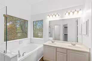 22 Almond Branch Pl, The Woodlands, TX 77382 - Photo 27