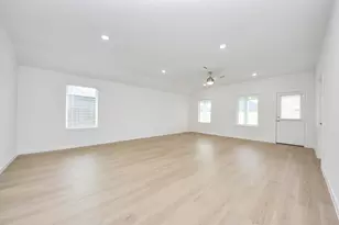 7723 Smooth Vly Ct, Rosharon, TX 77583 - Photo 19