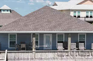 3093 Greg St, Crystal Beach, TX 77650 - Photo 3