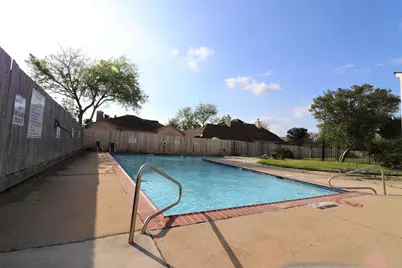 12639 Ashford Hills Drive, Houston, TX 77077 - Photo 17