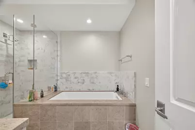 2047 Westcreek Lane #608, Houston, TX 77027 - Photo 13