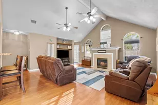 2116 Indian Blanket Dr, League City, TX 77573 - Photo 5