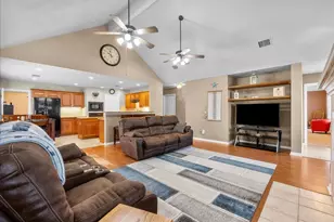 2116 Indian Blanket Dr, League City, TX 77573 - Photo 7