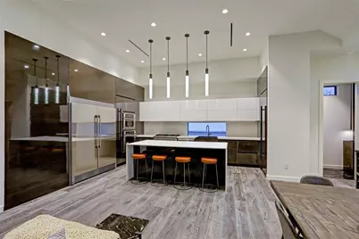 815 W 24th Street #A, Houston, TX 77008 - Photo 7