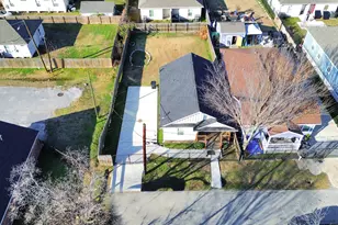 3703 Lila St, Houston, TX 77026 - Photo 45