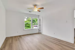 8102 Crestview Unit A/B Dr, Houston, TX 77028 - Photo 15
