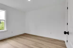 8102 Crestview Unit A/B Dr, Houston, TX 77028 - Photo 21