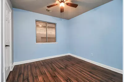 8802 Kensington Court, La Porte, TX 77571 - Photo 35