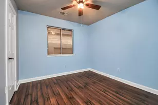 8802 Kensington Ct, La Porte, TX 77571 - Photo 35