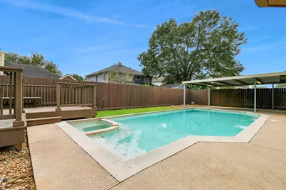 8802 Kensington Court, La Porte, TX 77571 - Photo 11