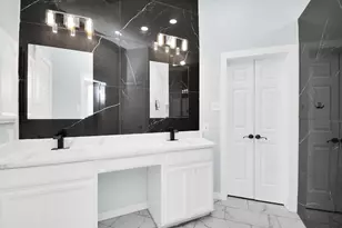 8802 Kensington Ct, La Porte, TX 77571 - Photo 19