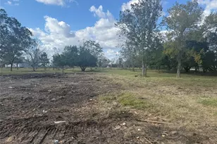 1914 1st St, Liverpool, TX 77577 - Photo 7