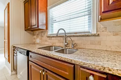 3419 Norris Drive, Houston, TX 77025 - Photo 7