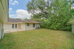 3419 Norris Dr, Houston, TX 77025 - Photo 9