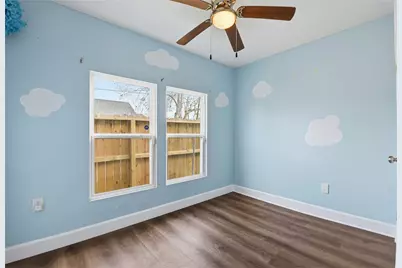 122 E James Street, Baytown, TX 77520 - Photo 27