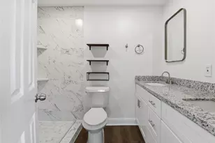 122 E James St, Baytown, TX 77520 - Photo 23