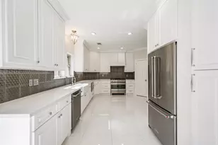 207 Victoria Way, Friendswood, TX 77546 - Photo 7