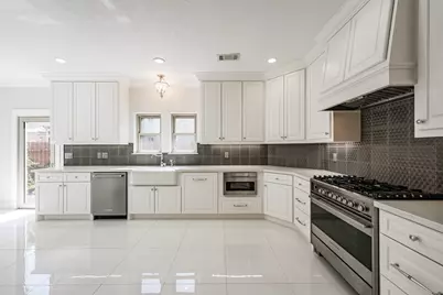 207 Victoria Way, Friendswood, TX 77546 - Photo 5