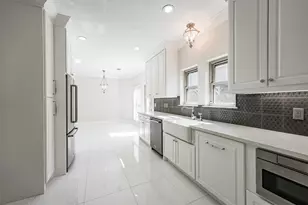 207 Victoria Way, Friendswood, TX 77546 - Photo 11