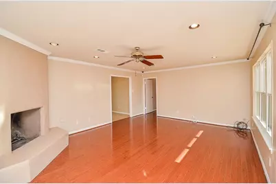 2815 Manila Lane, Houston, TX 77043 - Photo 9