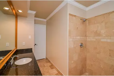 2815 Manila Lane, Houston, TX 77043 - Photo 17