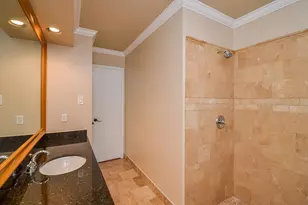 2815 Manila Ln, Houston, TX 77043 - Photo 17