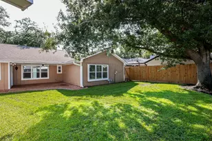 2815 Manila Ln, Houston, TX 77043 - Photo 23