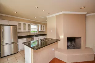 2815 Manila Ln, Houston, TX 77043 - Photo 11