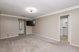 2815 Manila Ln, Houston, TX 77043 - Photo 13