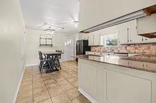 13414 Anna Ct, Santa Fe, TX 77517 - Photo 11