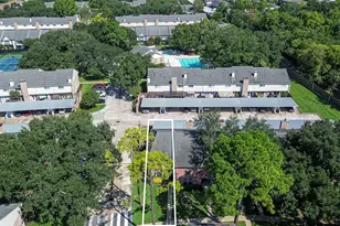 10324 Briar Forest Dr, Houston, TX 77042 - Photo 25