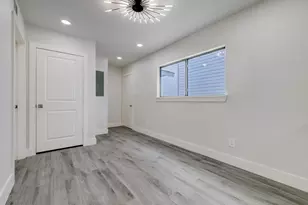 2403 Cleburne St, Houston, TX 77004 - Photo 5