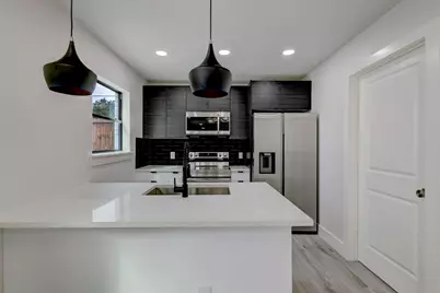 2403 Cleburne Street #3, Houston, TX 77004 - Photo 9