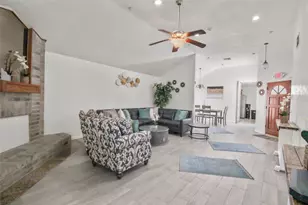 3318 S Greenpark Dr, Houston, TX 77082 - Photo 1